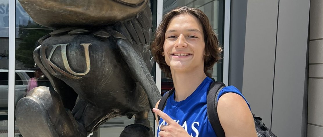 Six Star Football | KANSAS (@6starfootballks) on Twitter photo STOCK RISERS | Several of Kansas' top risers among junior WR prospects (2025)
<a href="/AustinAdair2025/">Austin Adair</a> <a href="/borror_gage14/">Gage borror</a> <a href="/CureLinkon/">Linkon Cure</a> <a href="/KGiesenhagen/">Kasey Giesenhagen</a> <a href="/VictorinoGunion/">Victorino Gunion</a> <a href="/bryson_hayes_/">Bryson Hayes</a> <a href="/McdanielTannar/">Tannar McDaniel</a> <a href="/carterpabst04/">Carter Pabst</a> @ericsmithIII85 <a href="/CooperW0227/">Cooper Williams</a>
STORY▶️ sixstarfootball.com/article/inside… STOCK RISERS | Several of Kansas' top risers among junior WR prospects (2025)
<a href="/AustinAdair2025/">Austin Adair</a> <a href="/borror_gage14/">Gage borror</a> <a href="/CureLinkon/">Linkon Cure</a> <a href="/KGiesenhagen/">Kasey Giesenhagen</a> <a href="/VictorinoGunion/">Victorino Gunion</a> <a href="/bryson_hayes_/">Bryson Hayes</a> <a href="/McdanielTannar/">Tannar McDaniel</a> <a href="/carterpabst04/">Carter Pabst</a> @ericsmithIII85 <a href="/CooperW0227/">Cooper Williams</a>
STORY▶️ sixstarfootball.com/article/inside…