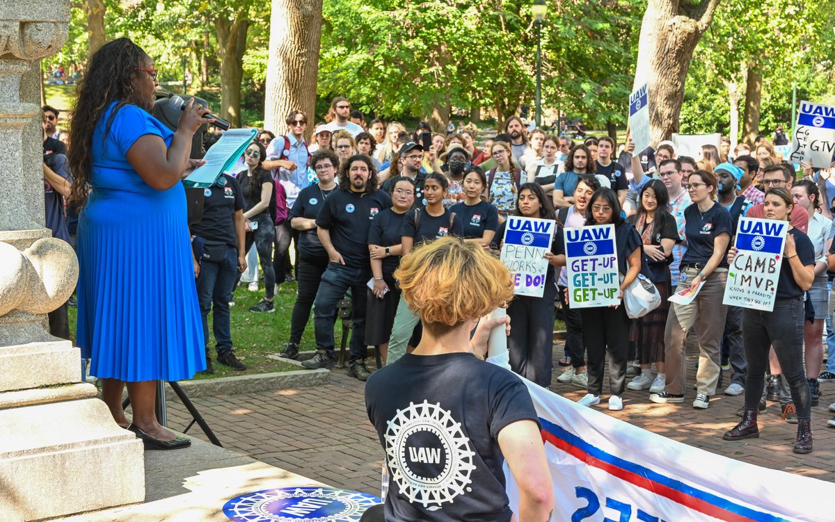 GETUPgrads's tweet image. Today, we rallied to celebrate signing over 2700 union authorization cards which demonstrate supermajority support for GET-UP, and announce our plan to file for a union election. Over 600 of us signed a letter asking Penn to remain neutral and respect our right to form a union…