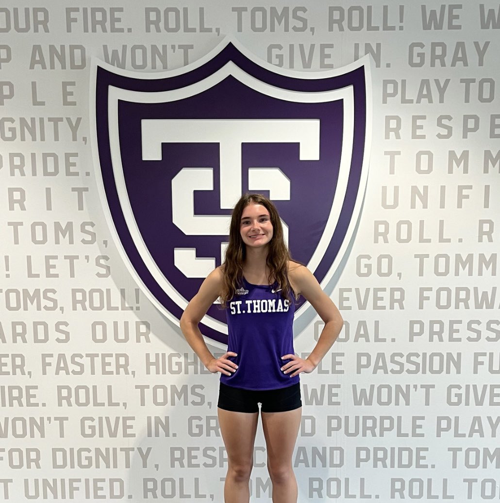 Brooke Hohenecker tweet media