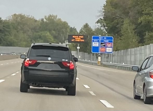 charliekmox's tweet photo. Traveling EB on 64/40 this afternoon in STL County one learns how to avoid those annoying personal property and sales taxes https://t.co/7OxDk0dTbW
