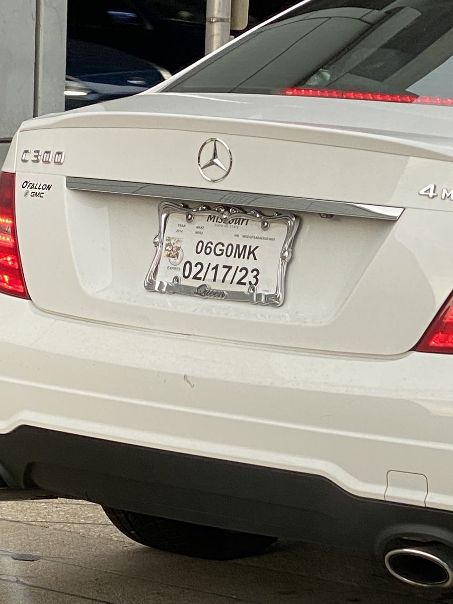 charliekmox's tweet photo. Traveling EB on 64/40 this afternoon in STL County one learns how to avoid those annoying personal property and sales taxes https://t.co/7OxDk0dTbW