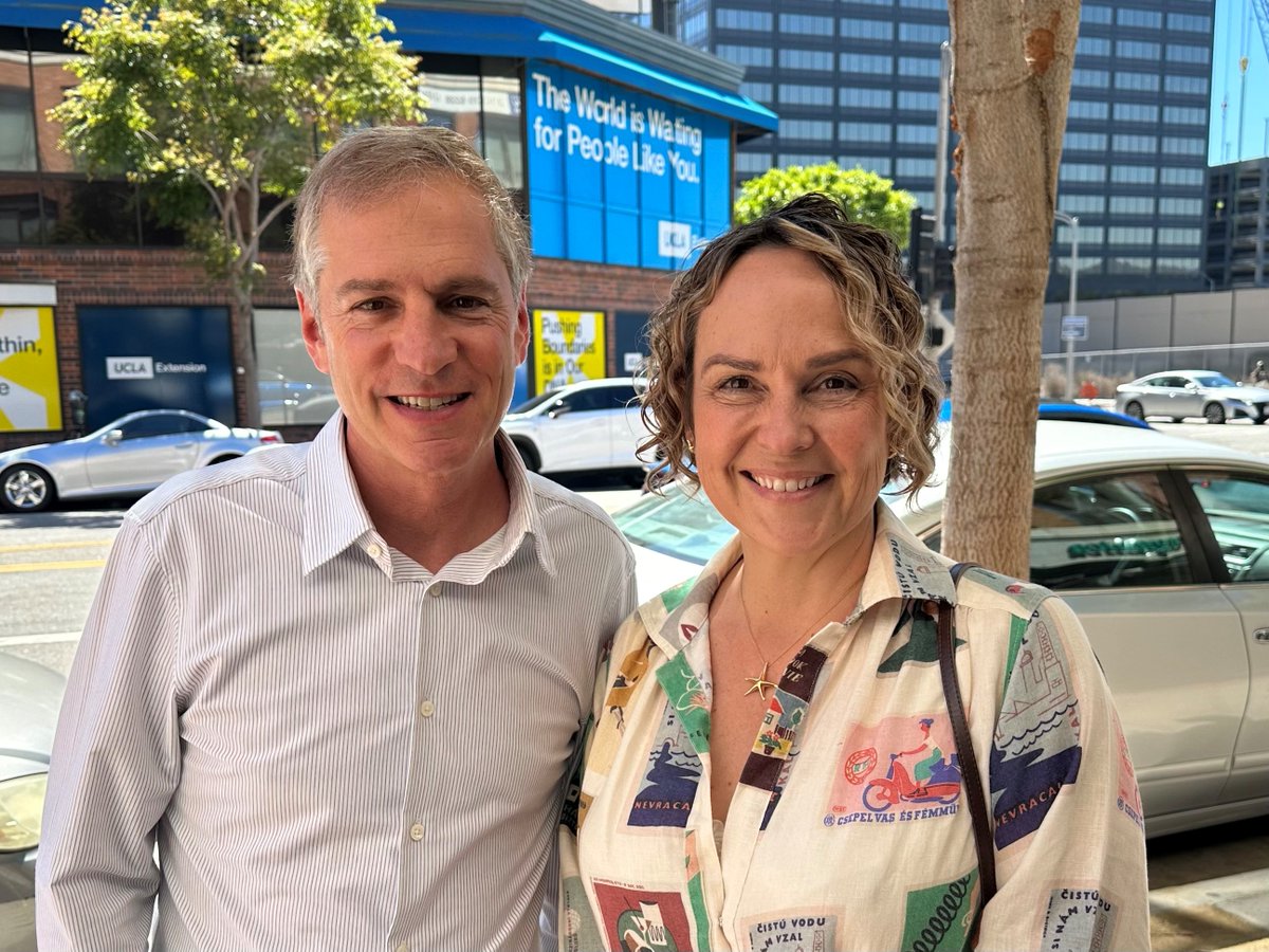 Great meeting today in Westwood, Los Angeles b4 the @MedTechCon starts, with our chair @jaalapulford, CEO @studignam & @MedTechAwards CEO Paul Grand @lifesciencevc: exploring ways to build a commercially-focused medtech community on both sides of the Pacific.👍🇦🇺Delegation in US!