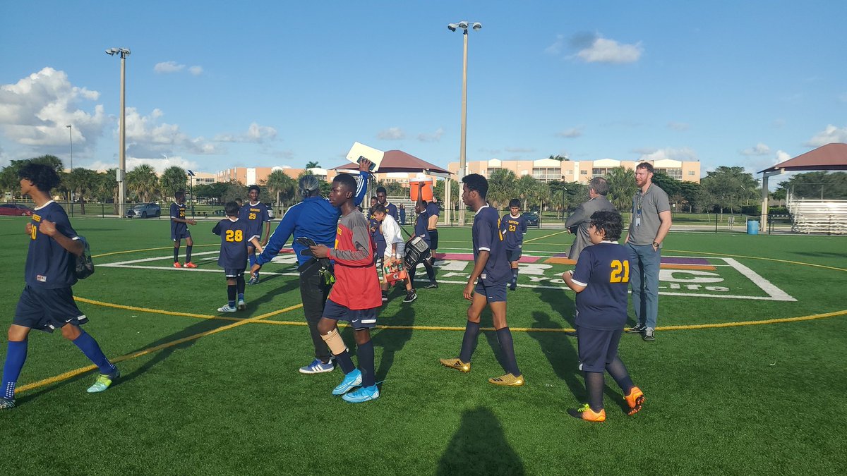 mschryssi's tweet photo. We W⚽n!!! 
Let's G⚽ Lauderhill!! 💙💛🐾
#team612 #playoffs #soccerszn #pantherNATION #pantherPRIDE https://t.co/E970mWsZ6g