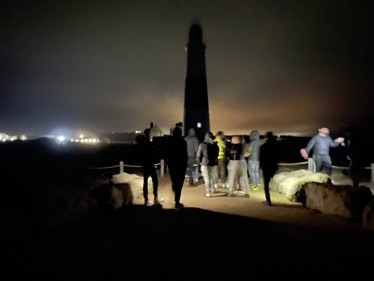 GeographyT77908's tweet photo. Dorset day 1 - after a delicious dinner on a boat we went to visit Portland Bill lighthouse #crashingwaves #windy #awesome @PortlandBill_ @TrinitySchBelvd @Trinity6thBelvd https://t.co/gfjEAtJWop