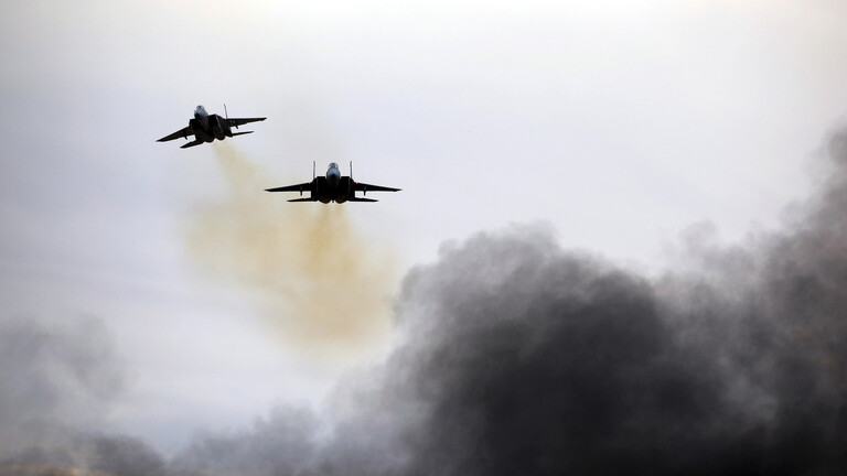YourmediaAgency's tweet photo. #syria #ArabRevolt #DeirEzzor #USA Lage in OstSyrien eskaliert (DeirMedia). US-Army will offenbar KampfJets gegen rebellierende AraberClans einsetzen. Saudis/Emirate/Ägyten sind entsetzt. Die gesamte arabische Welt steht gegen Amerika. https://t.co/iSY2xxMoHX