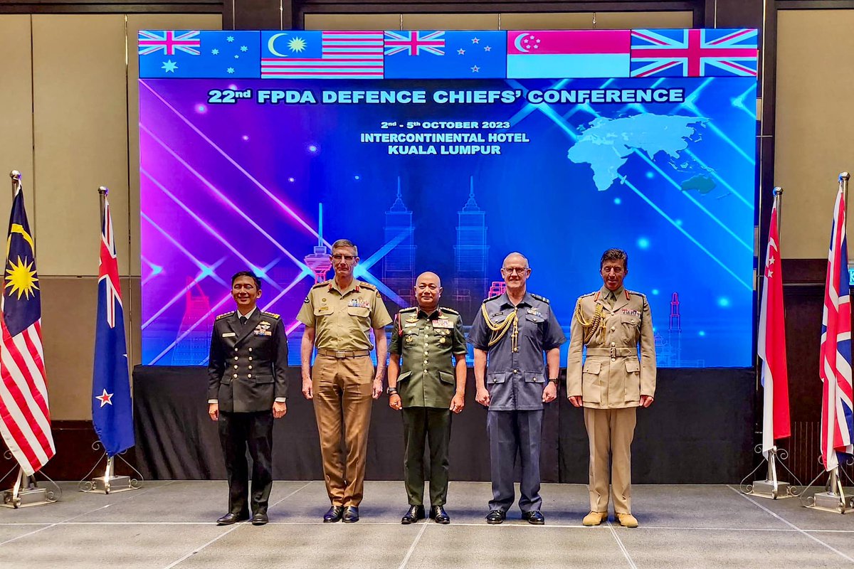 The #FPDA remains a key anchor of peace and resilience in the Indo-Pacific region. Great to meet with my Defence counterparts to reinforce our shared commitment to #StrategicSecurity. Thank you Tan Sri Mohammad for hosting. 🇦🇺,🇲🇾,🇳🇿, 🇸🇬, 🇬🇧