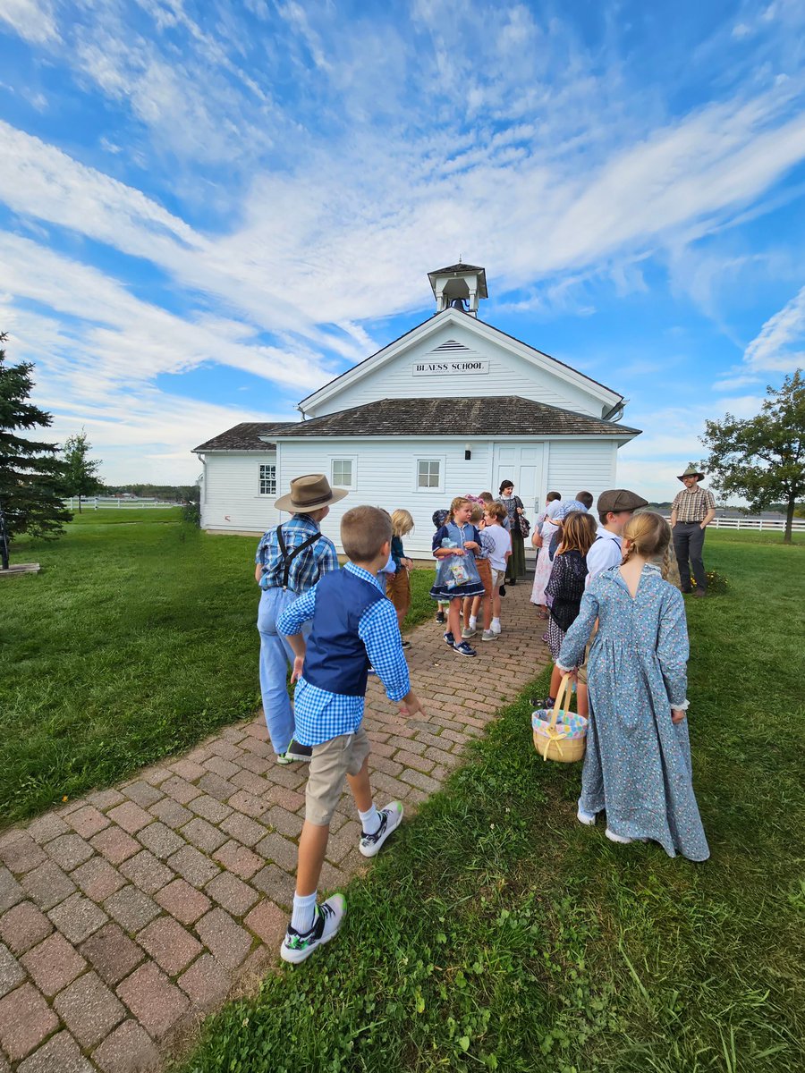 Mrs.Finocchiaro tweet media