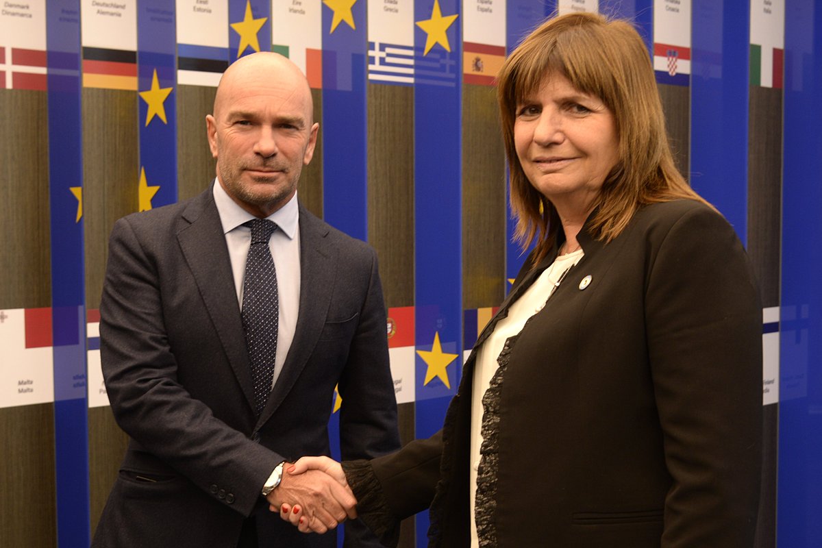 Patricia Bullrich tweet media