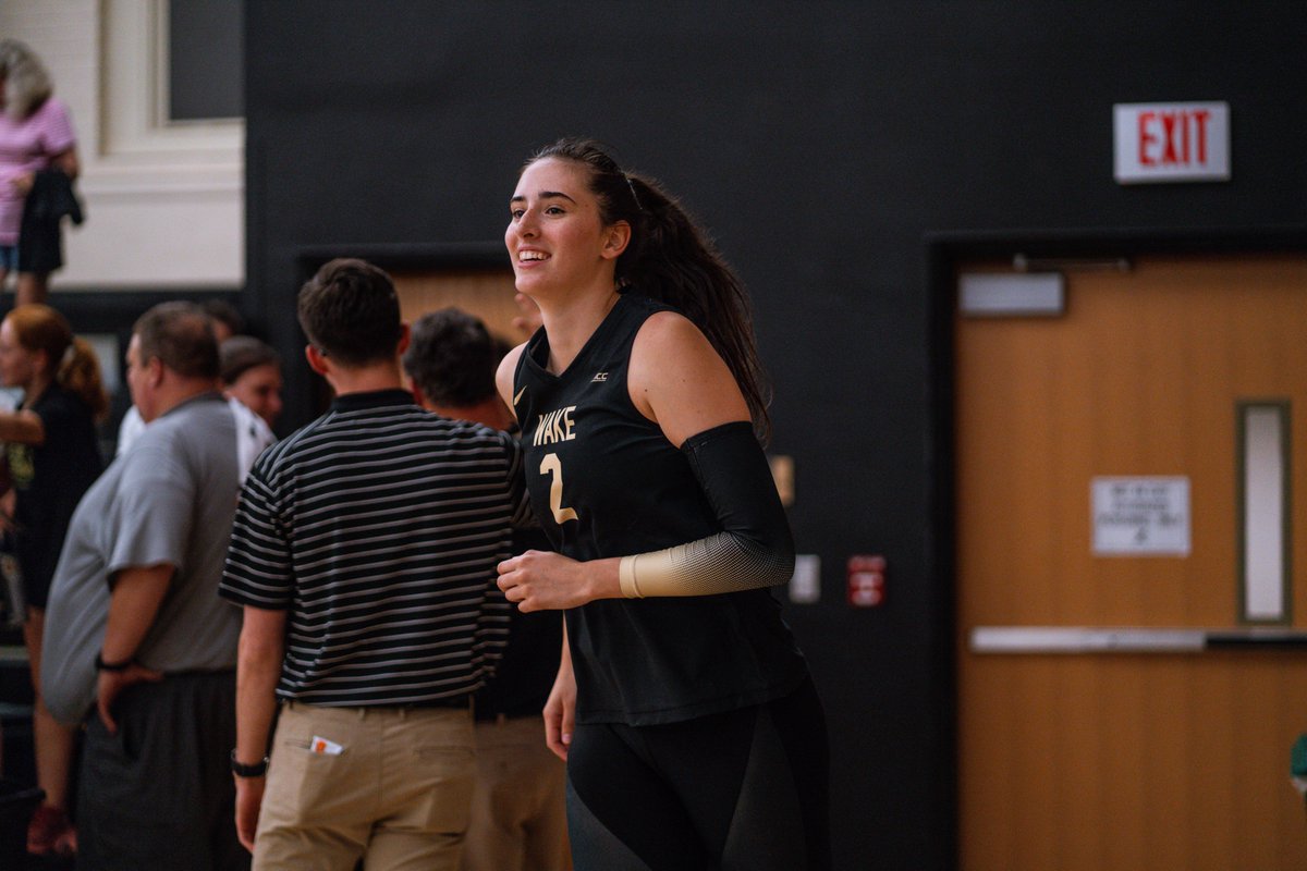 WakeVolleyball's tweet image. 𝗗𝗶𝗱 𝗬𝗼𝘂 𝗞𝗻𝗼𝘄?

🖐️ of our own are ranked across the league within top-10 individual categories:

‣ Dior -- 6⃣th in blocks
‣ Rian -- 7⃣th in assists
‣ Paige -- 8⃣th in kills
‣ Emma -- 🔟th in digs
‣ Franke -- 🔟th in hitting %

#GoDeacs 🎩🏐 | @theACC