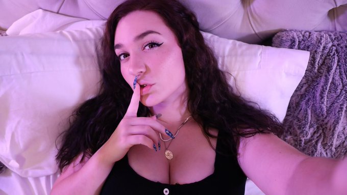 NEW ASMR VIDEO !!   ♡ Wholesome Rambles With Your WIFE ♡ &amp; Ordering A Late Night Snack ♡ ASMR [cozy,<a href="/tag/asmr"class="tags"><span>#asmr</span></a>