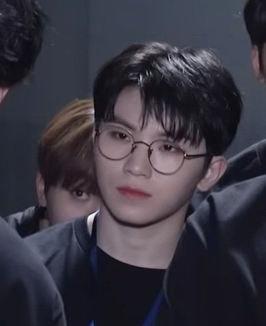 웆유사
웆사연애

👤너네잤냐??

미쳤냐?
그딴거 물어볼 시간 있으면 
선 정리하는거나 도와 
아침 댓바람부터 헛소리 하고 ㅈㄹ이야진짜;

🍚: