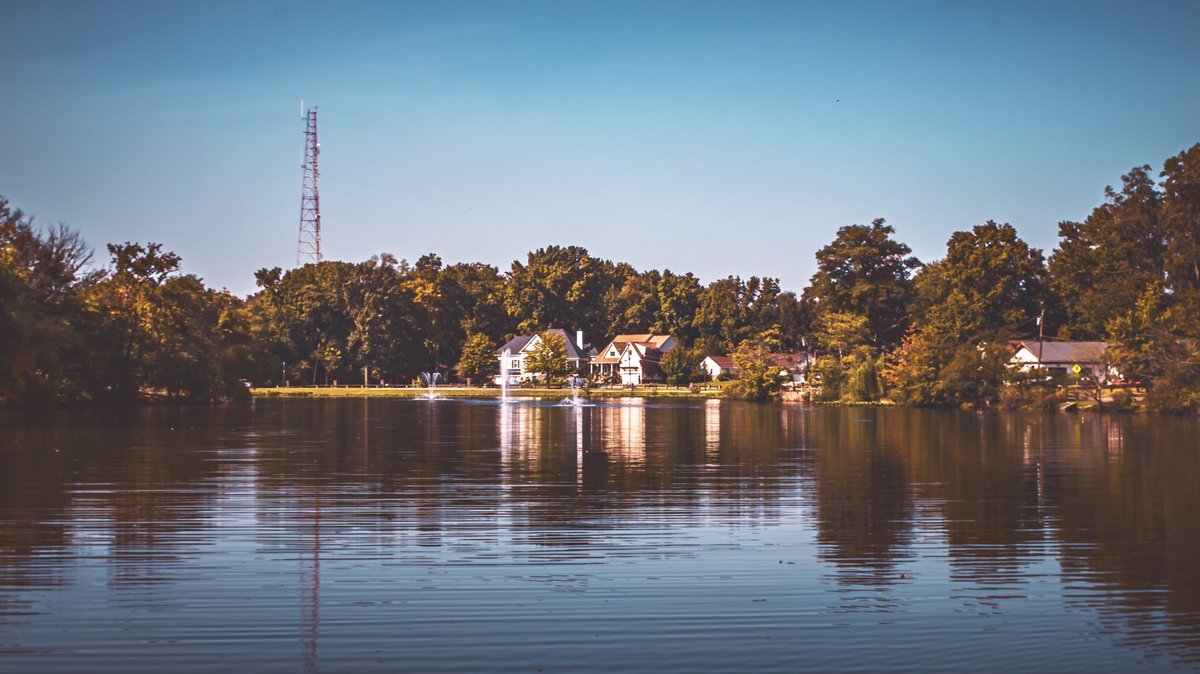 CliffordLuck3's tweet photo. 1970’s sigma, 28mm f2.8
matted to CanonR10
@CanonUSAimaging @CanonUSA #sigmalens #sigma #vintagelens #cliffordluckphotography #28mm #lakephoto https://t.co/jMJfjnaelg