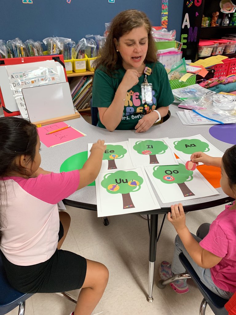 Elizabeth Gonzalez tweet media