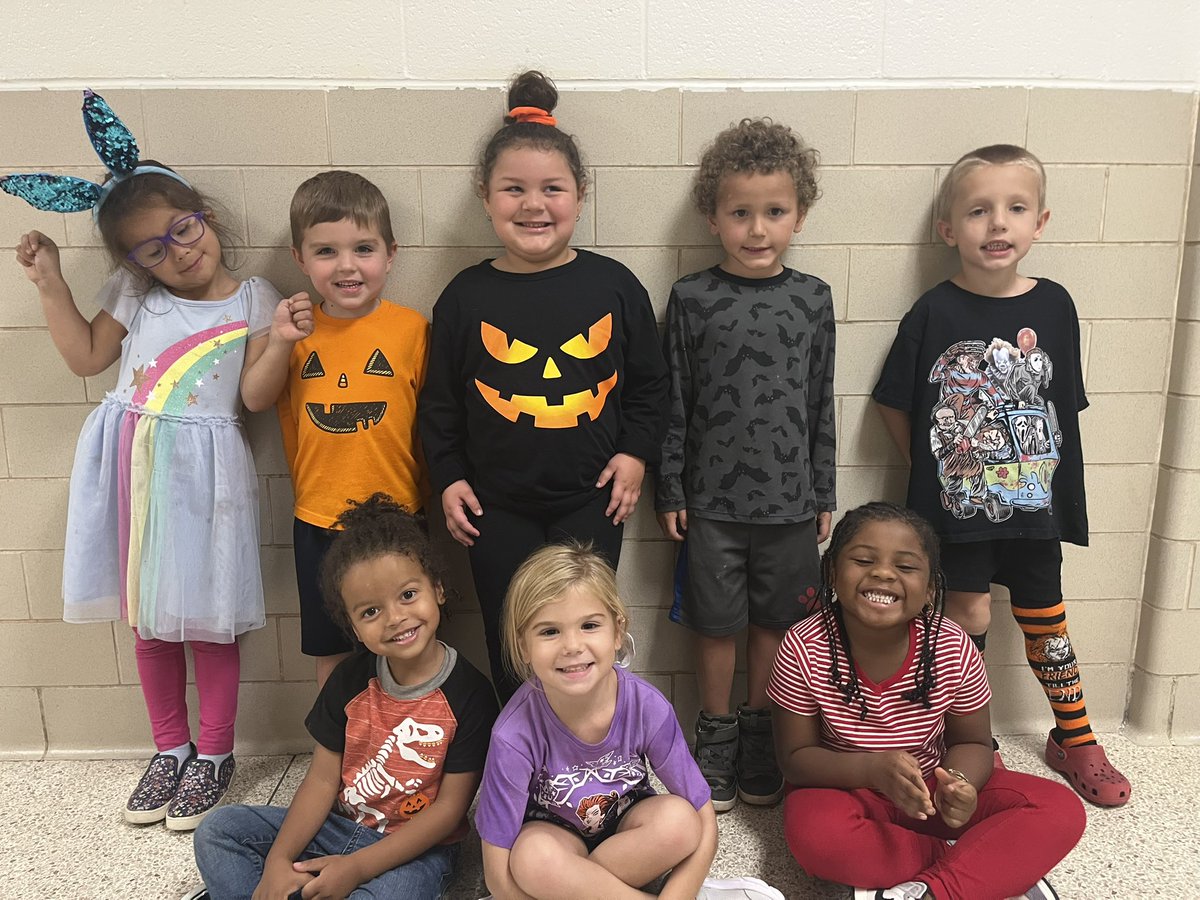 Mrs.Sloan tweet media