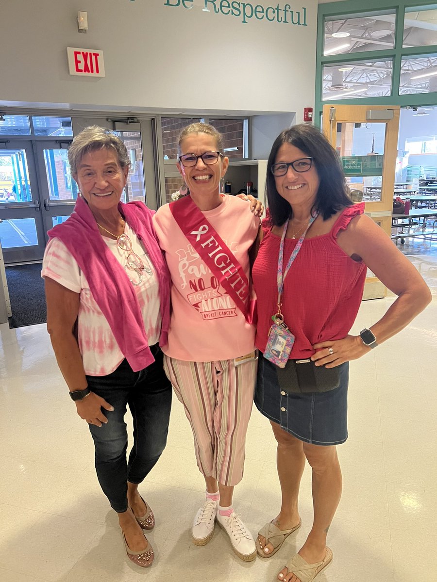 BESpectacular tweet media