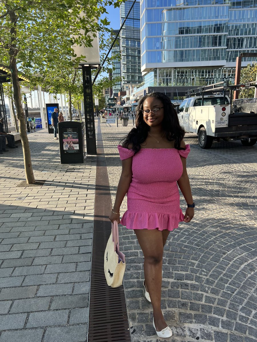 Favour Adeniyi 🤭 tweet media
