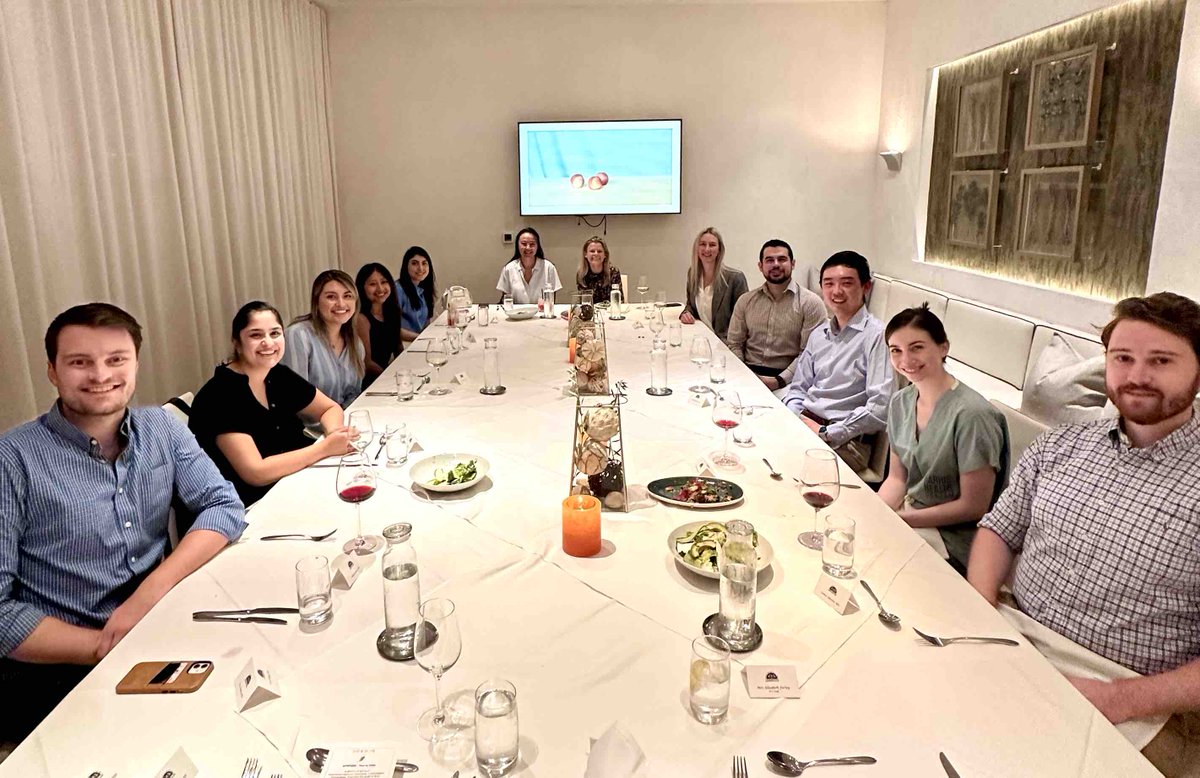 Thank you to the great group of @BCMAnesthesia residents who attended our TSA dinner in Houston last night! What a great evening learning about the importance of getting involved in TSA at an early stage.