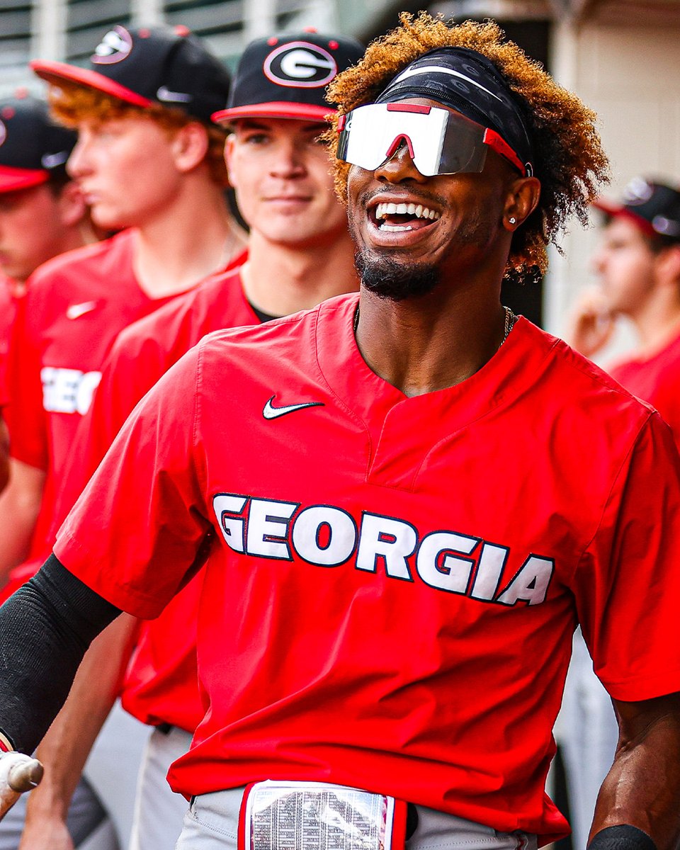 All smiles at Foley!

#GoDawgs