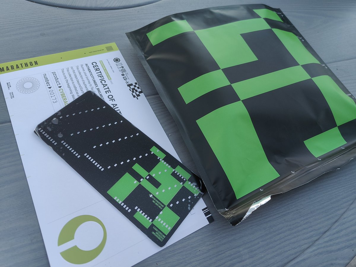 xCrescentMagex's tweet photo. My @MarathonTheGame tee shirt arrived today without warning! I do so love the packaging!
#Marathon #Marathongame #Bungie #CyberAcme #CyAc https://t.co/zXssD1baeH