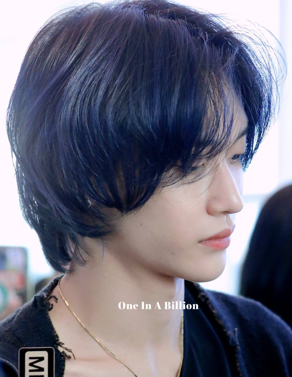 wonbinarchives's tweet photo. he’s gorgeous https://t.co/NB02NbtlDC