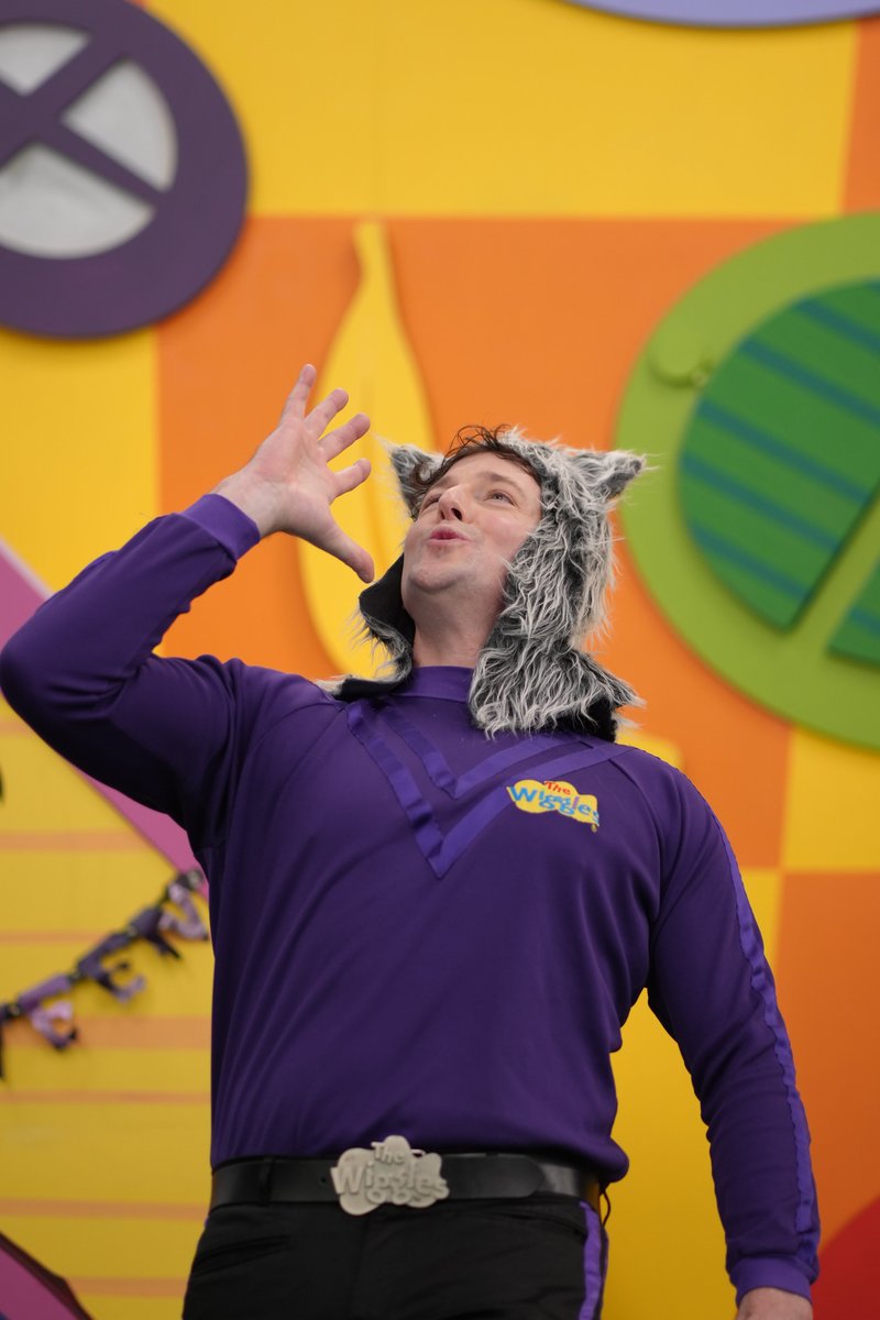 TheWiggles's tweet photo. Have you listened to ‘The Sound of Halloween’ on your favourite music streaming service yet?🎧 

If not, here is your reminder for you and the family to get  into the spooky spirit and listen to a great album.🎃

Can you guess what 'W' stands for in The Halloween Alphabet song? https://t.co/omdXoJG1Dp