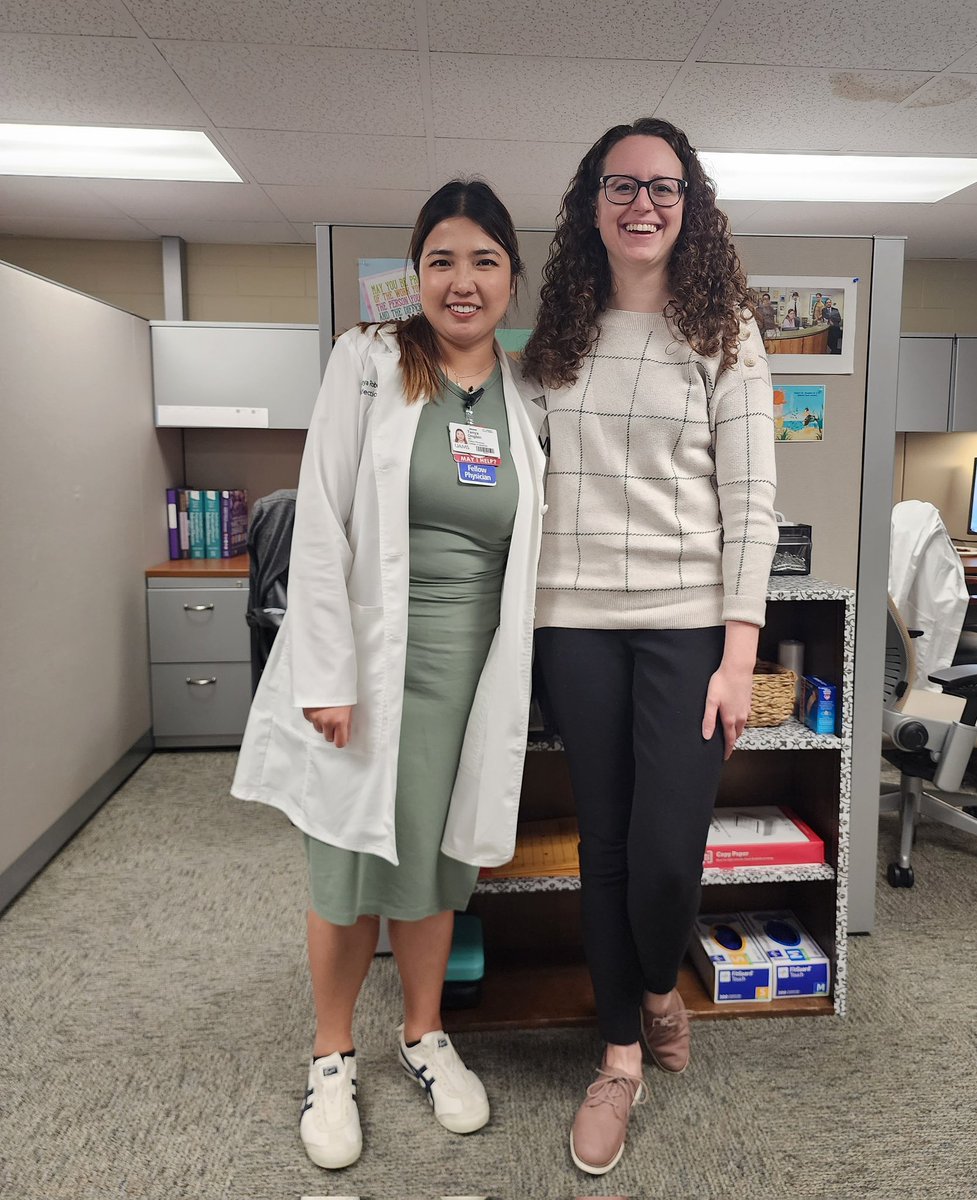 UAMSInfDisease's tweet photo. Our first year fellows are doing a great job!Fantastic journal club session today by Dr. Rebekah Thompson and Dr. Dare @ryankdare, great time learning from both 👏👏👏#idtwitter @ID_fellows https://t.co/JywSww8fKH