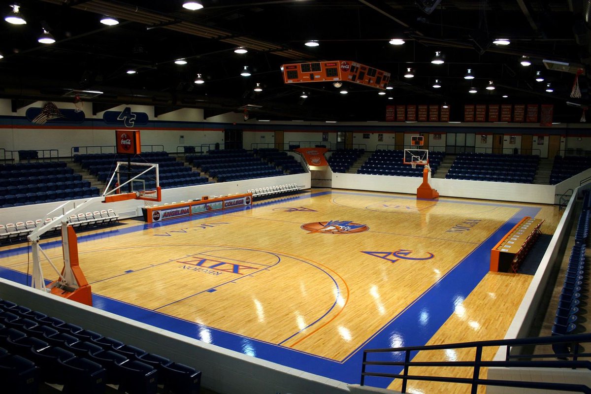 Rondaehill (@d1rondae) on Twitter photo After a great conversation with <a href="/CoachMontgomer3/">Coach Montgomery</a> I’m extremely blessed to receive a full scholarship to Angelina College🧡🤍!! <a href="/CoachMorris5/">Victor Morris</a> <a href="/CoachMontgomer3/">Coach Montgomery</a> <a href="/RecruitLouisian/">Recruit Louisiana™️</a> <a href="/Louisiana_Hoops/">Clifton Dixon</a> <a href="/PrepHoopsLA/">Prep Hoops Louisiana</a> <a href="/OWELA2/">O.W.E. Travel Ball Club</a> After a great conversation with <a href="/CoachMontgomer3/">Coach Montgomery</a> I’m extremely blessed to receive a full scholarship to Angelina College🧡🤍!! <a href="/CoachMorris5/">Victor Morris</a> <a href="/CoachMontgomer3/">Coach Montgomery</a> <a href="/RecruitLouisian/">Recruit Louisiana™️</a> <a href="/Louisiana_Hoops/">Clifton Dixon</a> <a href="/PrepHoopsLA/">Prep Hoops Louisiana</a> <a href="/OWELA2/">O.W.E. Travel Ball Club</a>