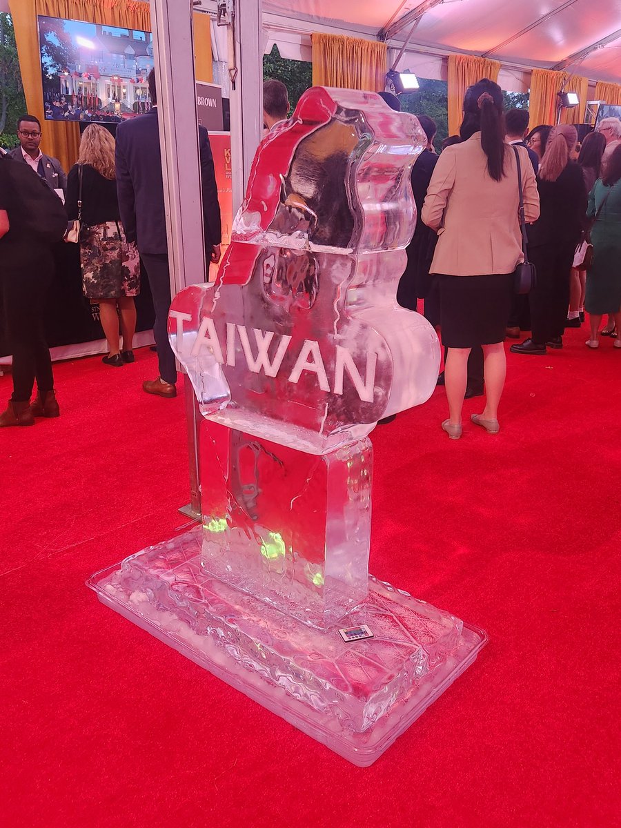 PGCPSImmersion tweet media