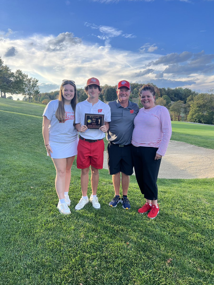 Hard Work Pays Off! So proud of my brother <a href="/GrantRoush/">Grant Roush</a>! Class A Individual State Golf Champion!
