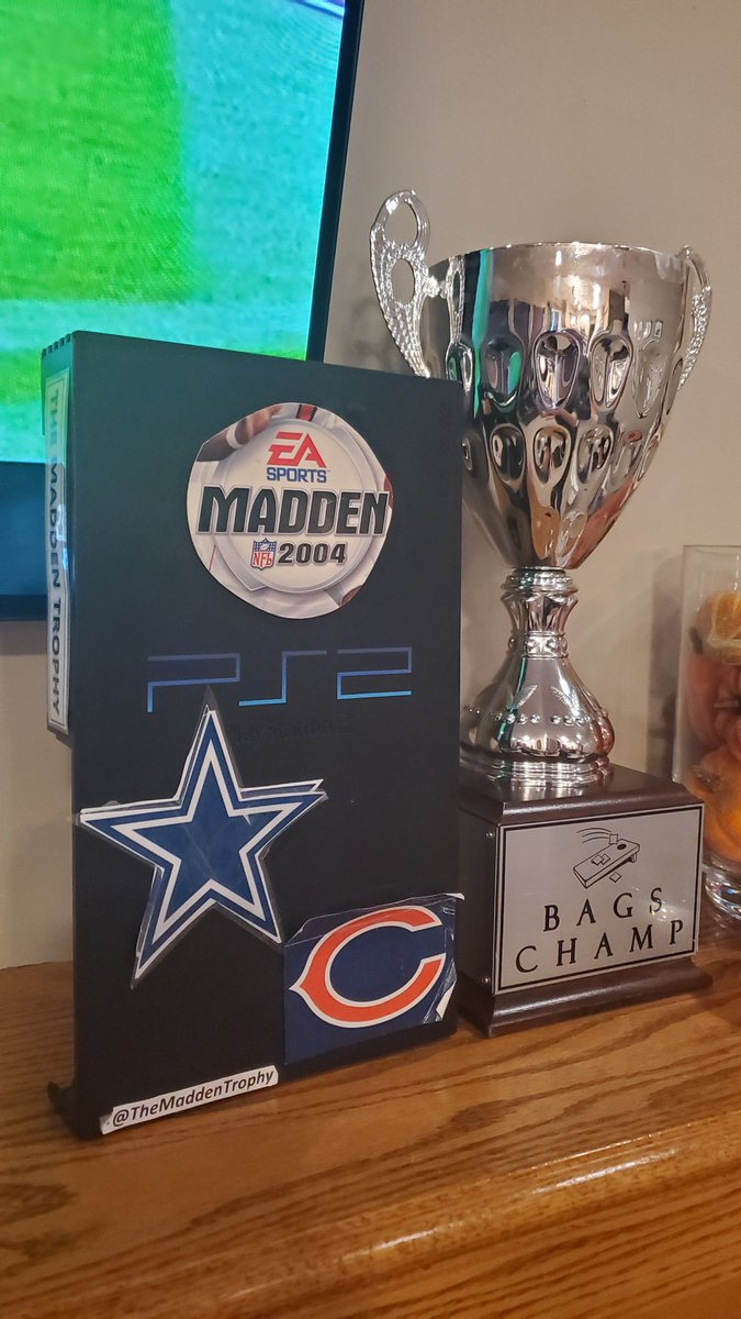 TheMaddenTrophy's tweet photo. Best friends - reunited! https://t.co/nLjTRVb27c