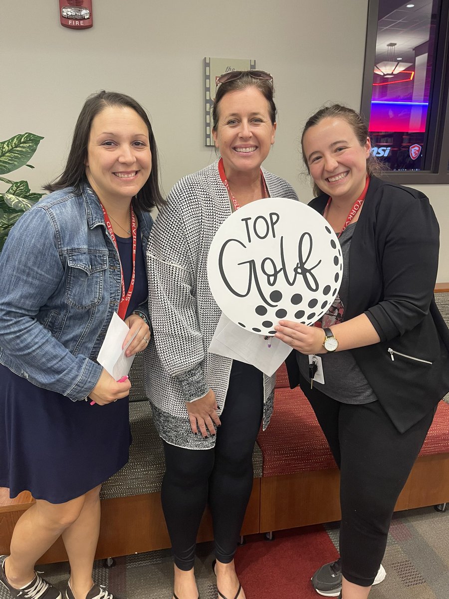 Tonight’s <a href="/Y115TOP/">Y115 TOP</a> Golf seminar was TEE-rific! ⛳️ Thanks to those who PUTT up with me and let me snap a pic of the fun!🏌️<a href="/Yorkville115/">Yorkville Community Unit School District 115</a>