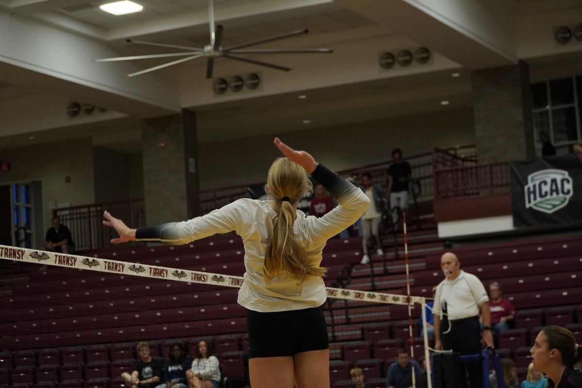 TransylvaniaWVB's tweet photo. That’s ✌️ for the Pios 

Eagles 8, Pios 25 

We’re off to the third here soon!

#flypios🦇 https://t.co/kLMcIvf9mz