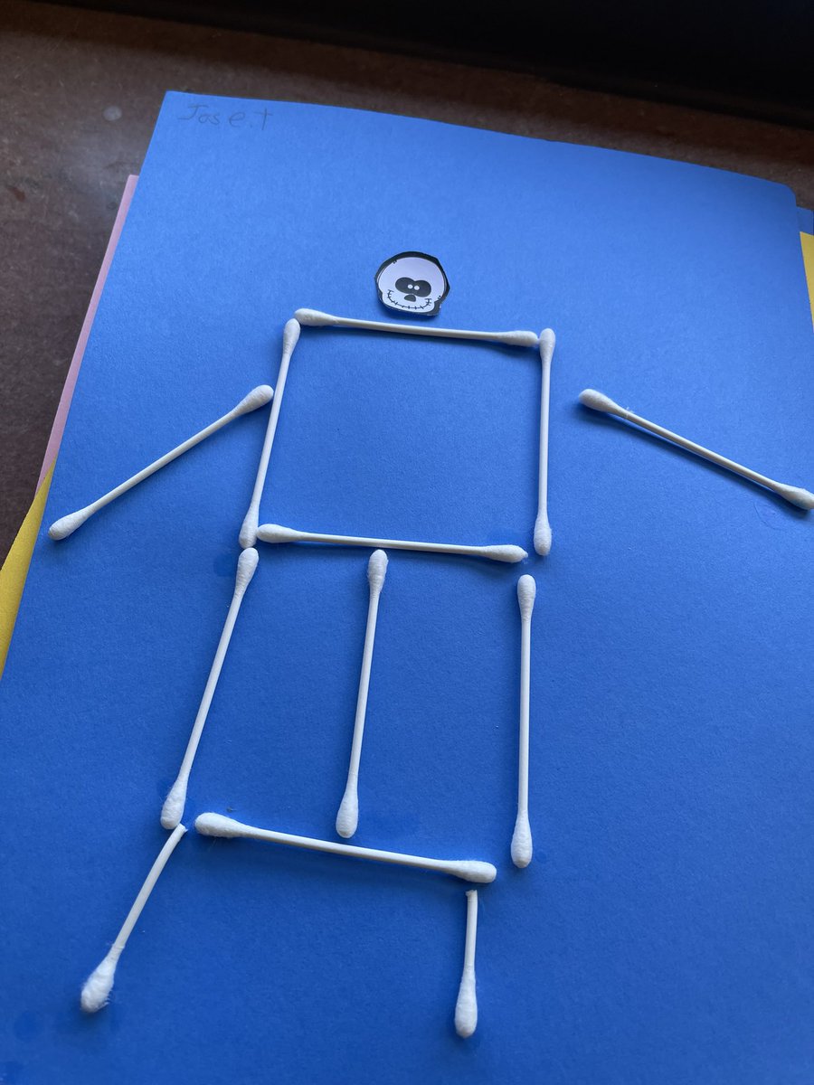 Vix21204's tweet photo. Them bones..them skeleton bones 🦴 #Steam #teacher #teacherlife #teachersoftwitter #education #SpecialEducation #Catholic https://t.co/WNzCz6Dc6X