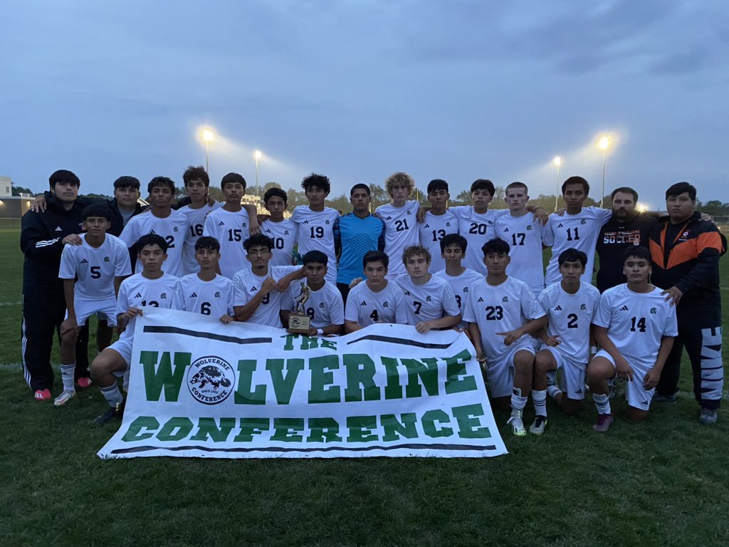 BwatsonSJ's tweet photo. Sturgis beats Edwardsburg 4-1 to win the Wolverine Conference championship. https://t.co/gSy4dqOdTI