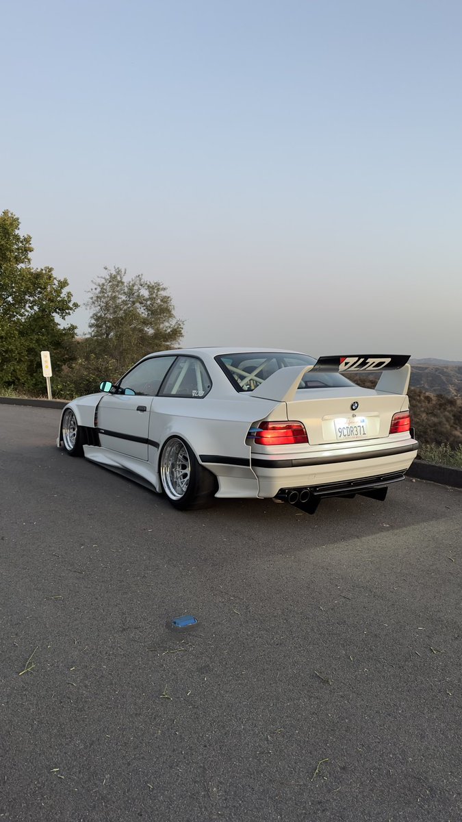 andyofsixpaths_'s tweet photo. BMW E36 🌅 https://t.co/bObDaj1Obz