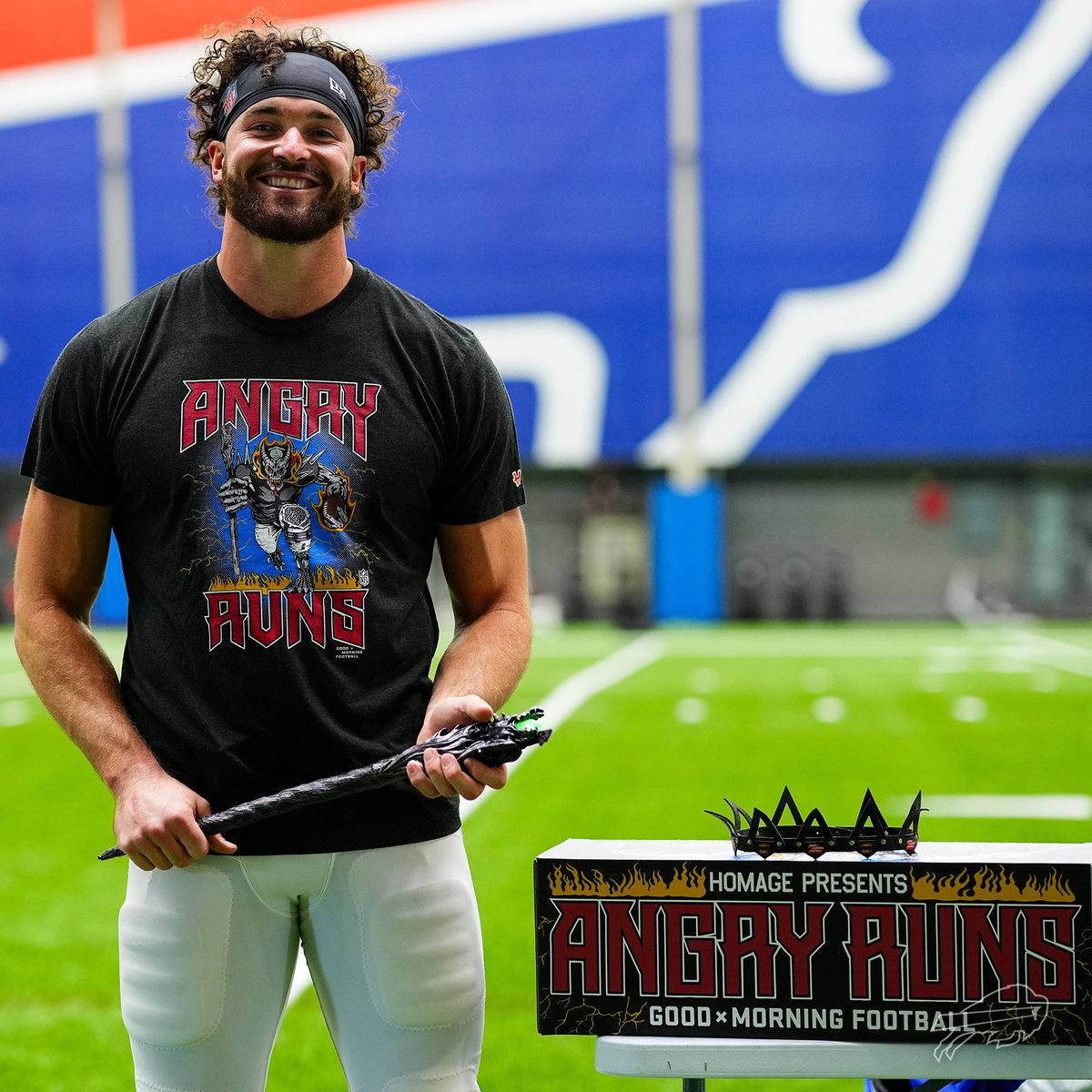 BuffaloBills's tweet photo. The Angry Runs scepter has returned home! 😡

#GoBills | #BillsMafia https://t.co/zwhMxs6niS