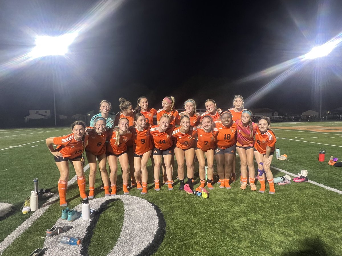 🚨Season is not done yet!🚨

Rivalry Game
Senior Night 

October 10 📆
7:00pm ⏰
Carter Stadium 🏟️