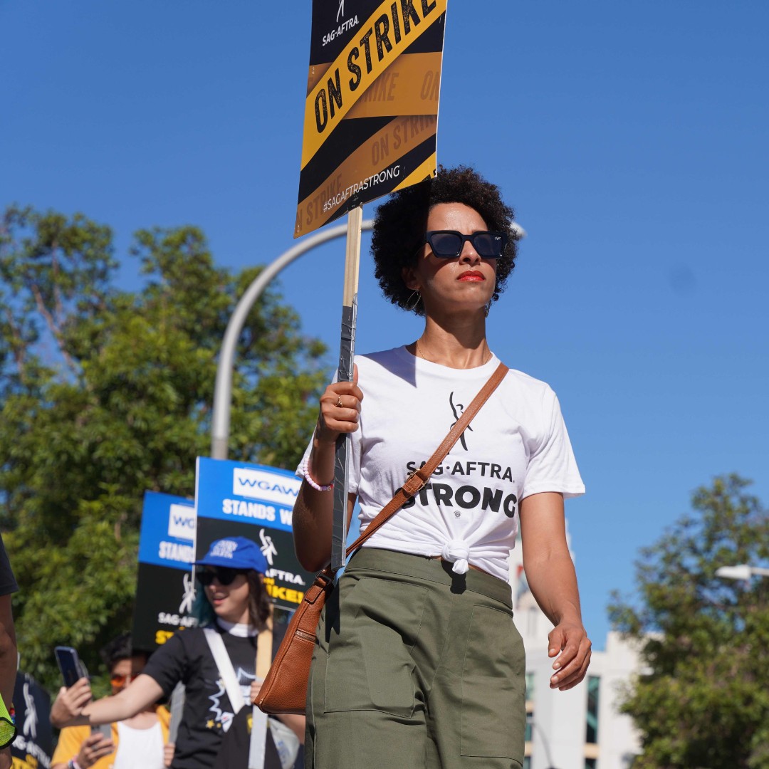 To our Los Angeles #SagAftraMembers and allies, your passion fuels this industry! The fight continues because every artist deserves a fair share. Keep the momentum going, rally your fellow performers, and let's press on until victory is ours! 💥🌟