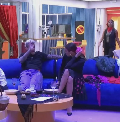 soniab106's tweet image. …….
Mis dos favoritos, se que Alex se dará cuenta que Jessi nunca habló mal de él. 
🥰🥰🥰🥰
#GHVIP40 #GHVIP50