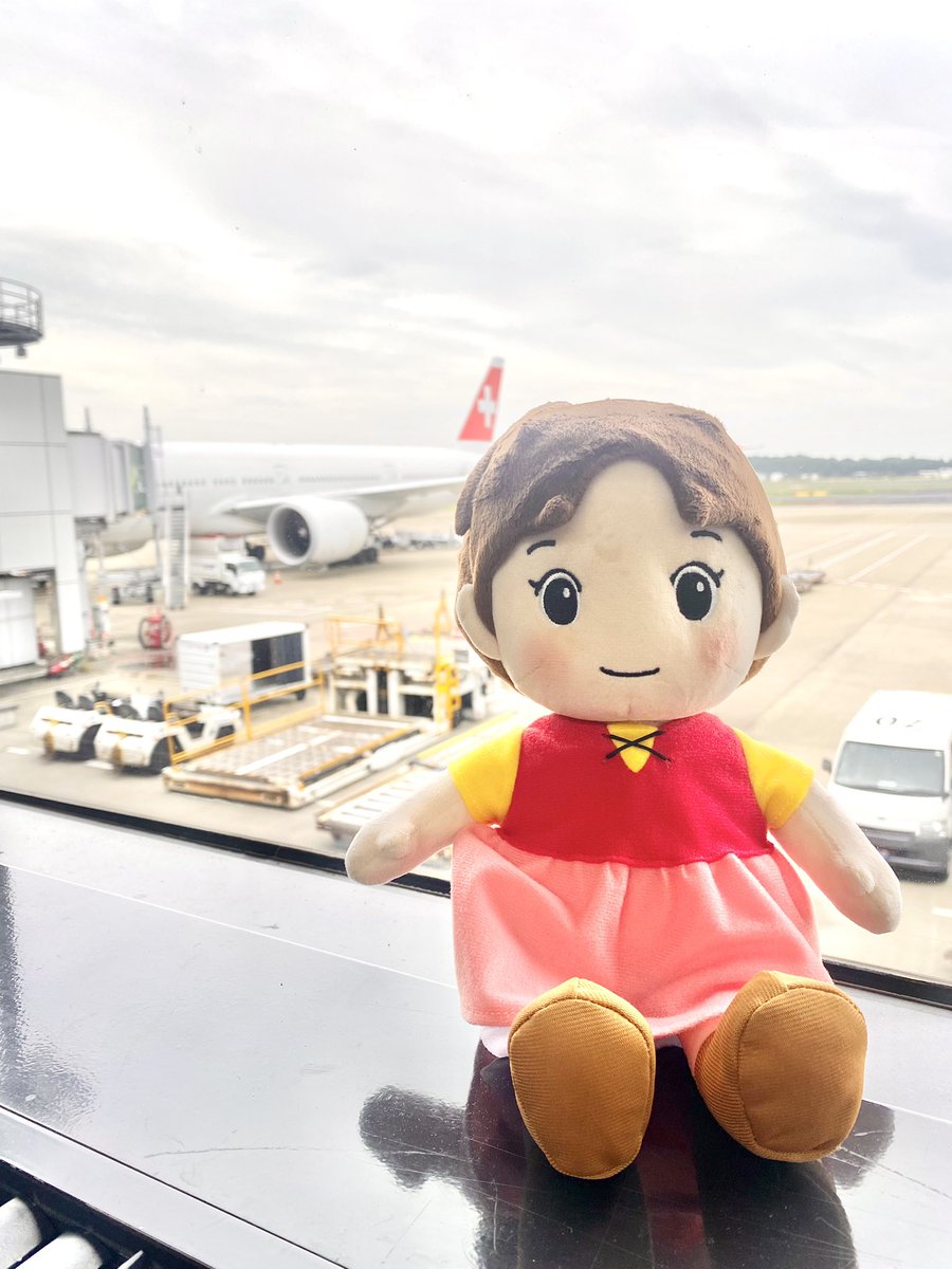 今回、スイスに旅立つのは こちらのハイジ！ ぬいぐるみメーカーの