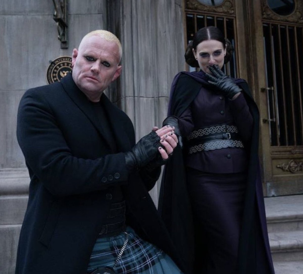 head canon: the adjudicator and her henchman are besties who help each other get ready in the morning before they leave to serve💅 (and enforce rules)