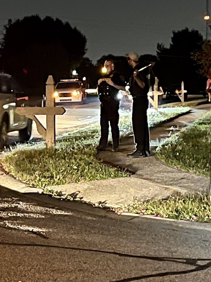 Joe_does_stuff's tweet photo. IMPD and Indy Animal Care Services searching a south east Indianapolis neighborhood for a monkey. An officer on scene tells me it escaped from a house near Mitthoeffer &amp; Prospect, and still searching. Here is a photo of the escaped monkey a neighbor shared with me @WTHRcom https://t.co/kgWXxpWNso