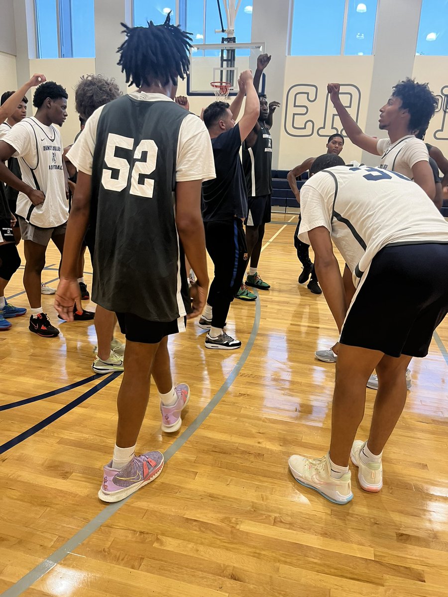 Year 2 with <a href="/QCMBB/">Quincy College Basketball</a> under <a href="/CoachD_Scott/">Doug Scott</a>. The Premier Juco in New England. Talent from the MIAA’s Top Leagues, The NEPSAC &amp; other notables. 
<a href="/CoachK_Nguyen/">Kenny Nguyen</a> <a href="/CoachGriffinJ/">Jamall Griffin</a> <a href="/CrawfordLeshon/">Coach Crawford</a>
