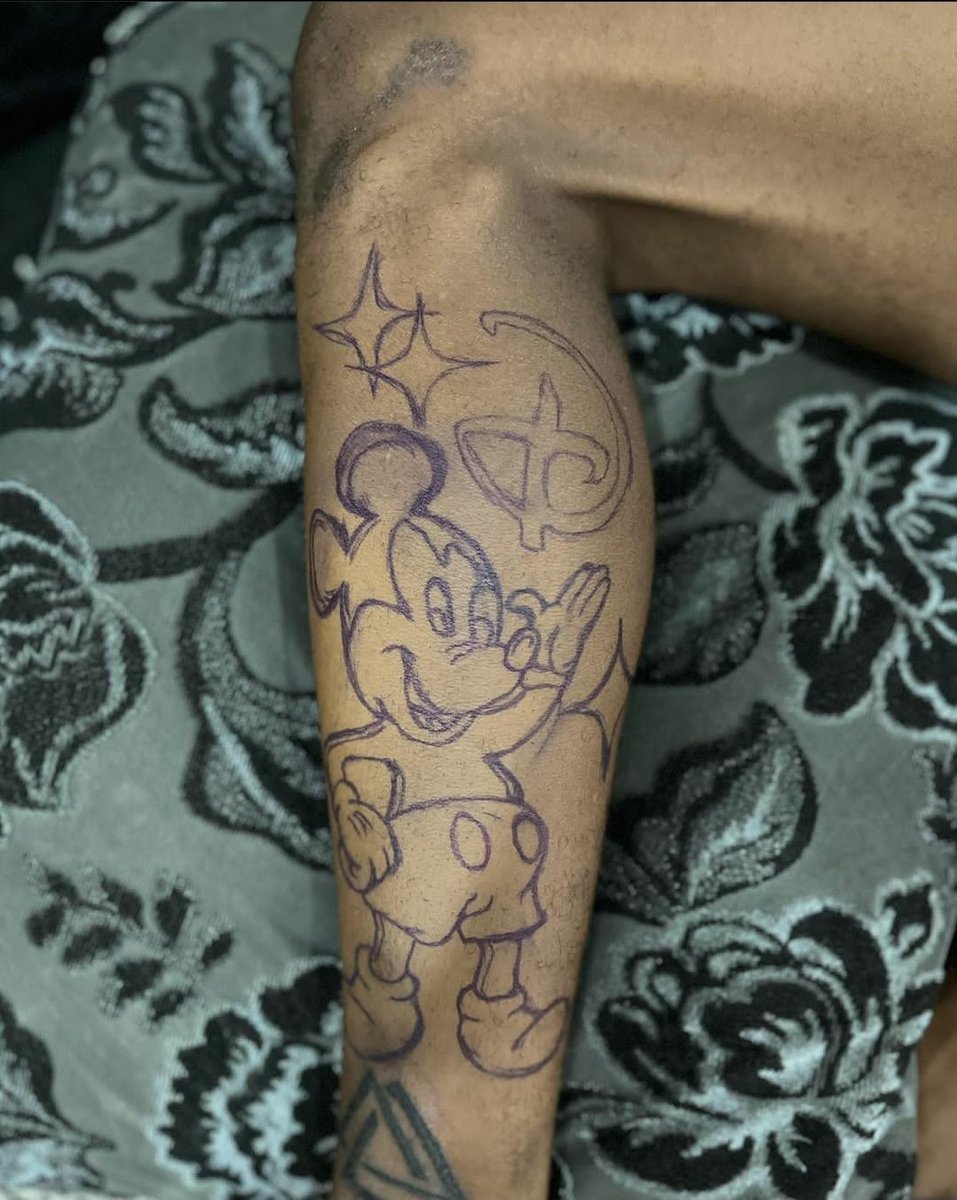 Da_barronfx's tweet photo. Mickey mouse 🧸 https://t.co/qOb5y5xLWt
