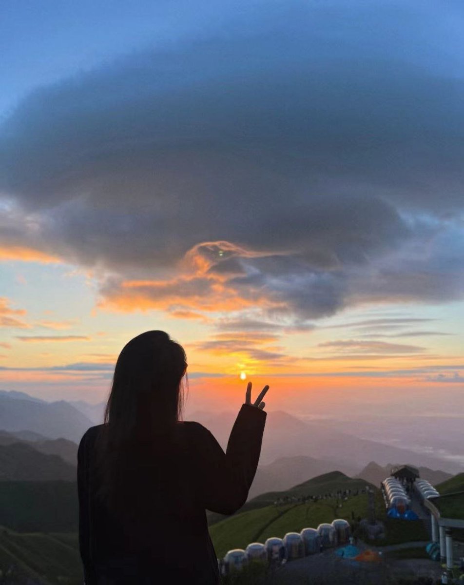 nutalapi's tweet image. Every morning, give yourself a smile and tell yourself! People should not only live as bright as diamonds, but also be as strong as diamonds! Let every day be vibrant and full of positive energy.