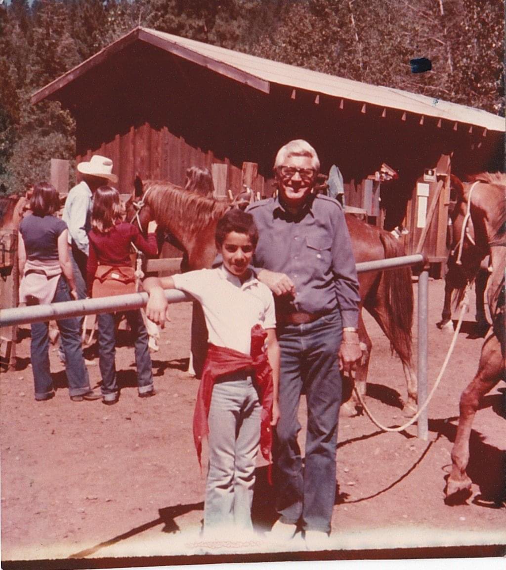 This is so amazing! One of the kids I grew up with got to meet Cary Grant when he was on vacation in the Sierras! My friend said he was kind and engaging. A true star ⭐️ 

How elegant is Cary Grant? 

#CaryGrant #QuincyCalifornia #Hollywood #HollywoodHistory #BootCutJeans