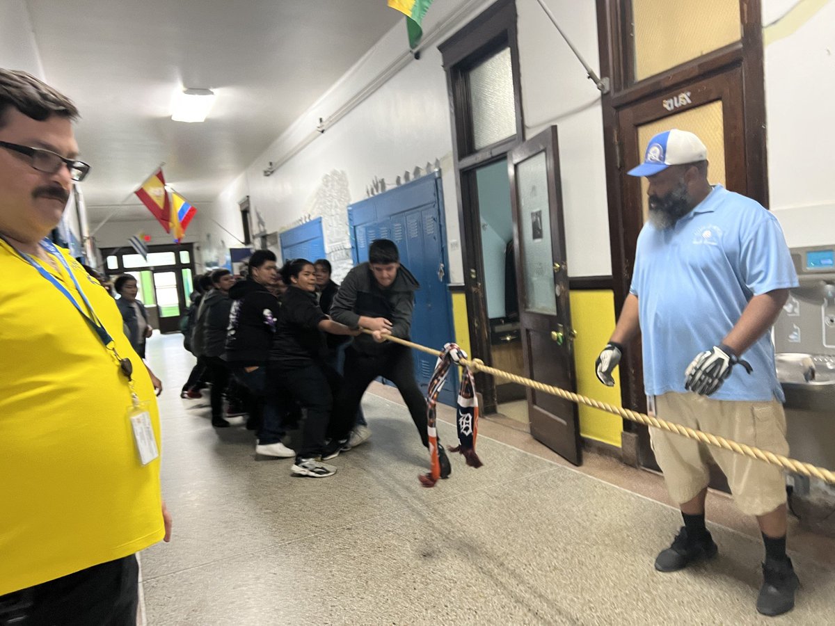 AoAInDetroit's tweet photo. #CountDay at AOA began with some competitive grade level #tugofwar matches and ended with some delicious ice cream from the Meadowbrook Ice Cream Company!!!
#DPSCDCountDay2023 #RiseUp
@detroitk12 https://t.co/ohX9VtPUJ4