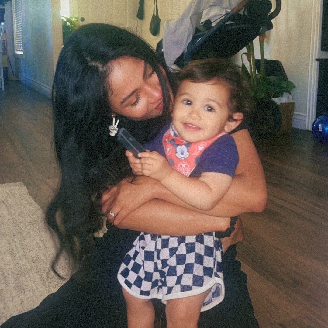 wordsofashley's tweet image. oooo how i missed this boyyyy😍😘 #obsessedmama