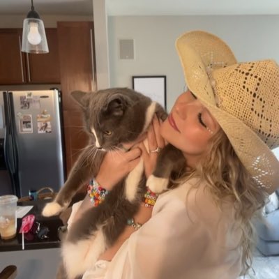 not_sheraton's tweet photo. #NewProfilePic https://t.co/iTbVxWgJNN