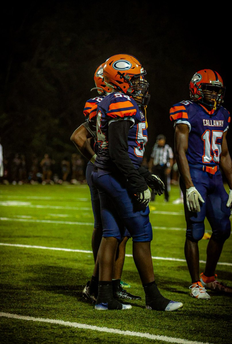 i’m not just an o-lineman no matter where you put me at on the field i bet you i out work the guy that’s beside me….. i live by one phrase “ HEART OVER HEIGHT “ a DAWG will do whatever you tell him to do but 100x better because he wants it more